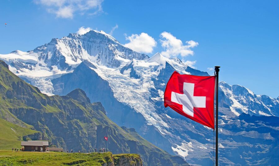 La-Suiza-min