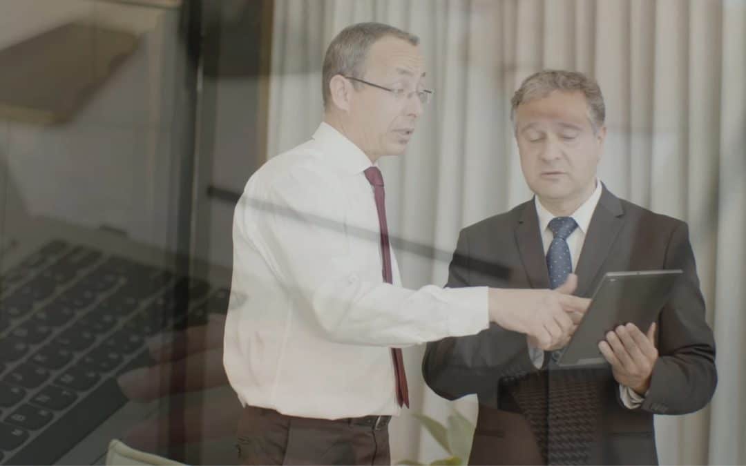 Complementariedad entre Contadores Públicos y Expertos Financieros Multidisciplinarios: Una Sinergia al Servicio de los Emprendedores